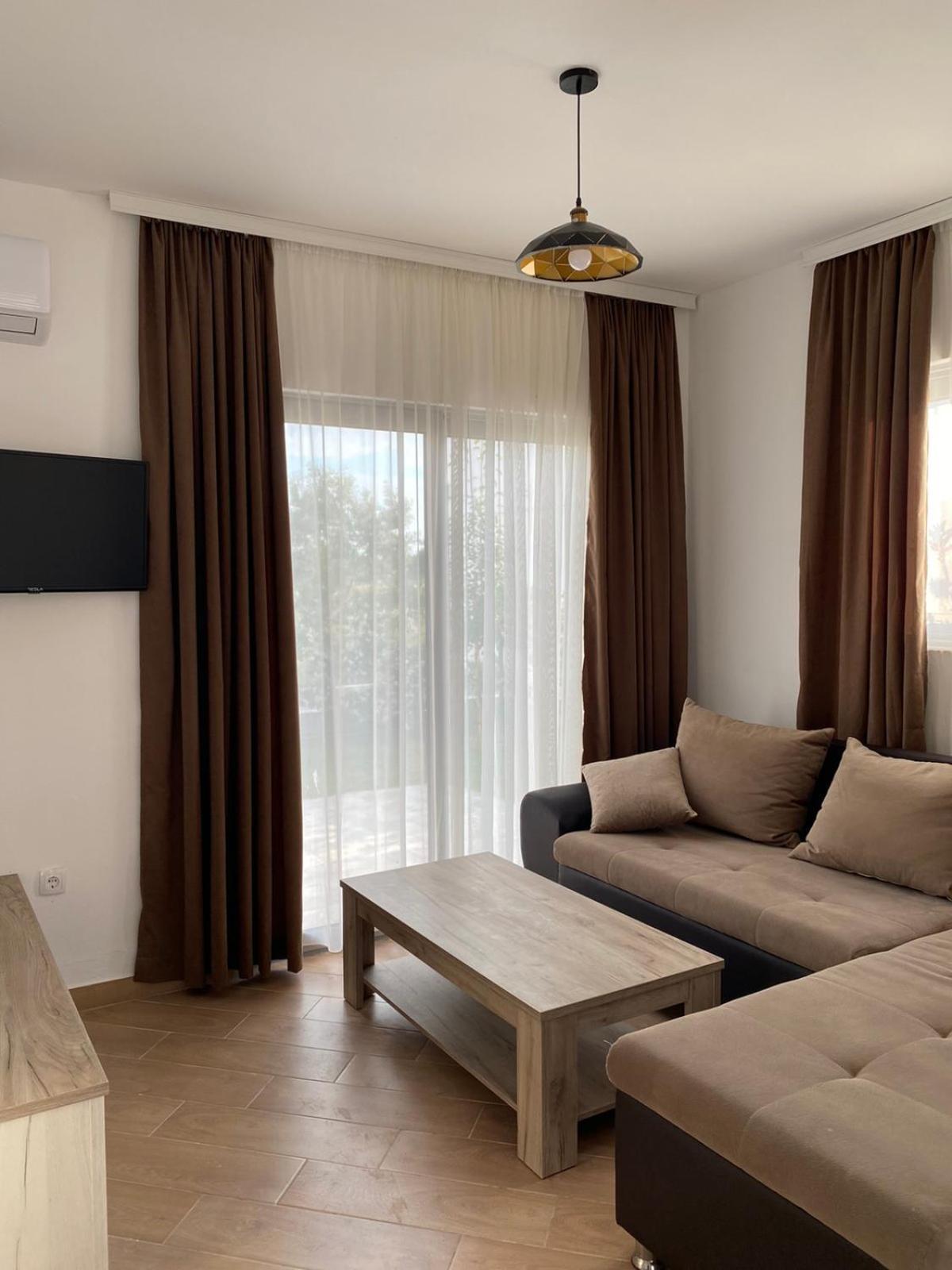 Imperial Family Resort Ulcinj Exteriör bild